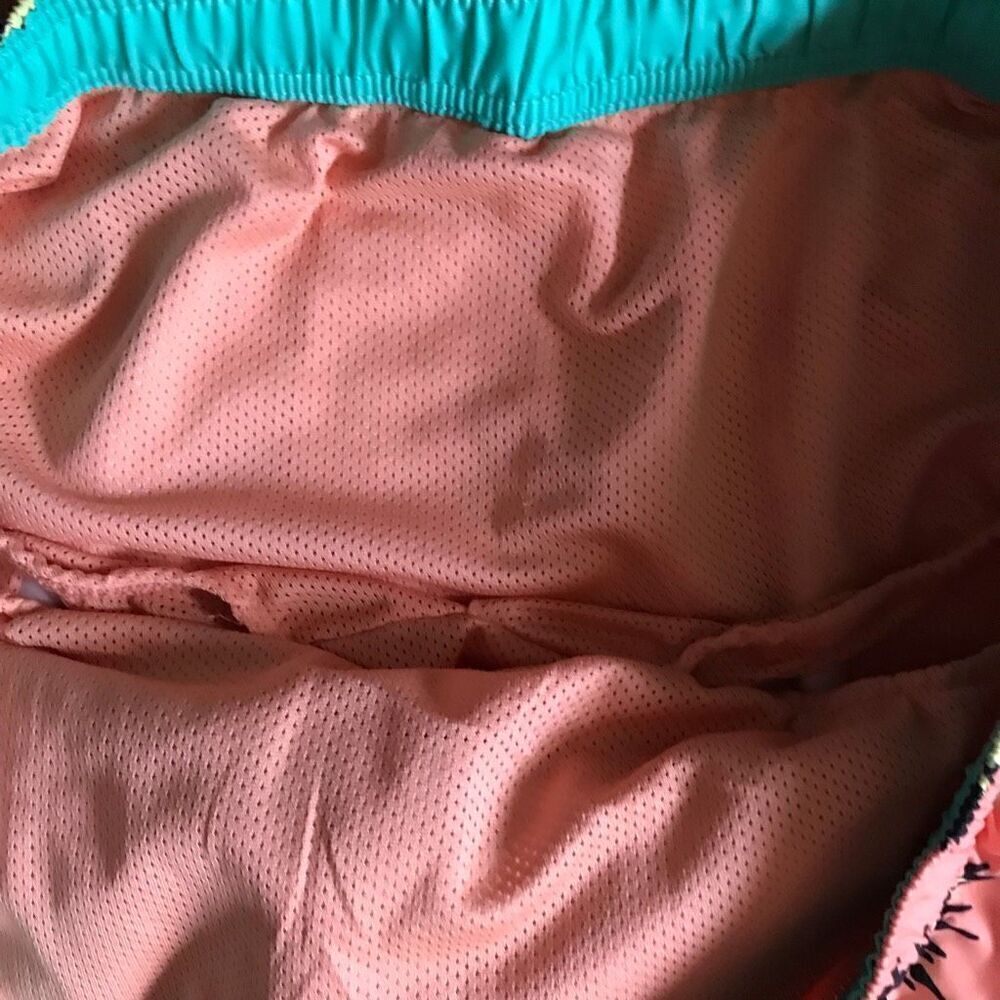 No Boundaries SZ 2XL 44-46 Swim Trunks Shorts Tropical orange tie dye New w/tags - Picture 3 of 4